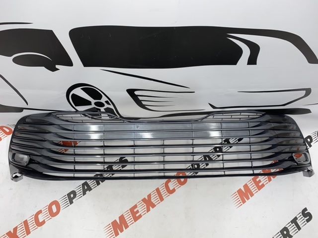Решітка переднього бампера комплектація LE EU Toyota Camry 2018-2021 (53102-06100), аналог