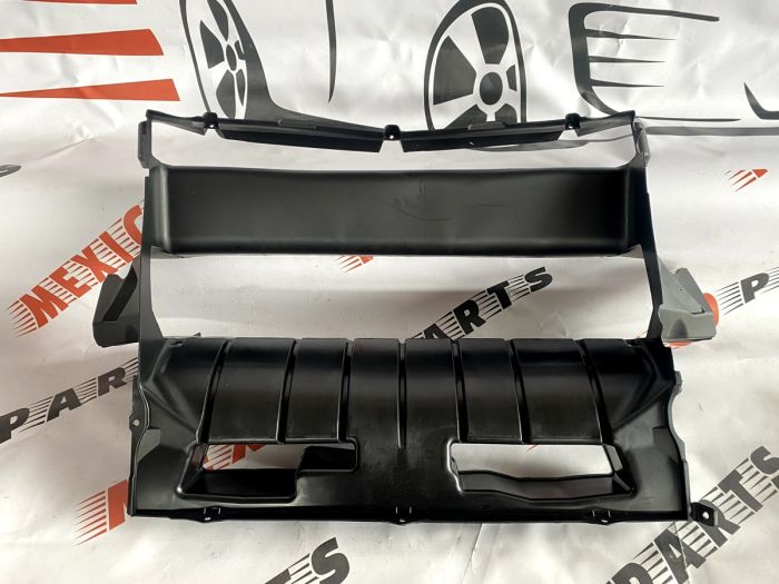 Корпус жалюзів Volkswagen  Touareg  2010-2014 (7P6121293G), аналог