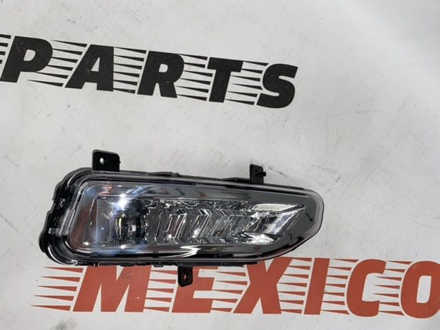 Протитуманна фара права LED Nissan X-Trail(Rogue) 2017-2020, аналог