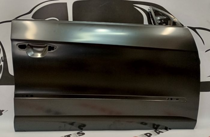 Двері передні праві Volkswagen Passat CC 2013-2018 (3C8 831 056 F), аналог