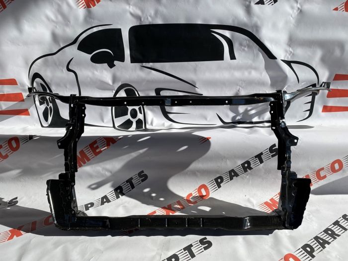 Панель радіатора USA Toyota Camry 2015-2017 (5321006150 ), аналог
