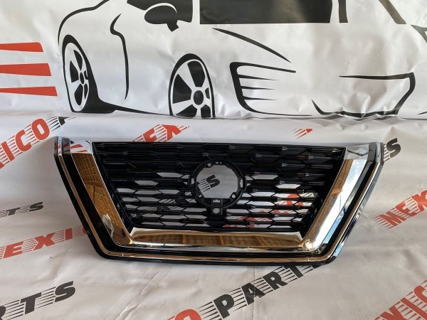 Решітка радіатора під дістрон Nissan X-Trail(Rogue) 2021-(623106RA0A), аналог