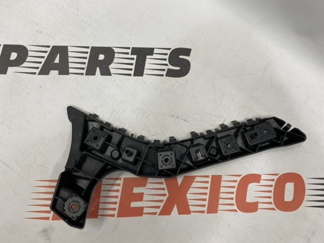 Кріплення заднього бампера праве Ford Fusion 2013-2020 (DS7Z-17787-B), аналог
