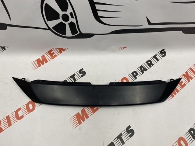 Продовження панелі капота (капота) Mazda 3 2016-2018 (B63B50033A64), аналог