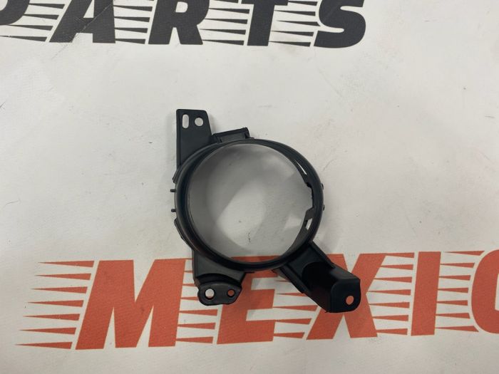 Кріплення протитуманної фари ліве Mazda 6 2013-2016 (GHR451694), аналог