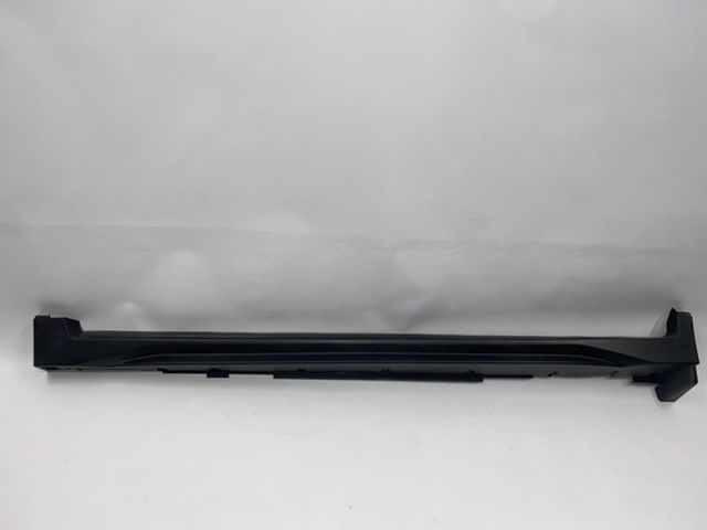 Накладка на поріг ліва оригінал б/в Nissan X-Trail (Rogue) 2017-2020 (76851-6FL0A)