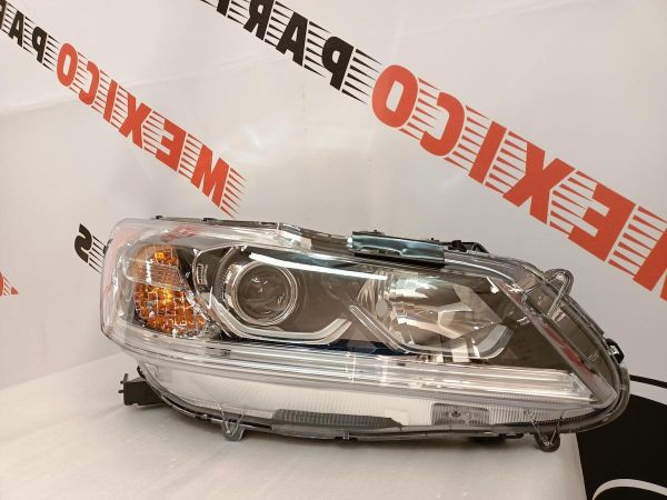 Фара права галоген Honda Accord 2016-2017 (33100-T2A-A81), аналог