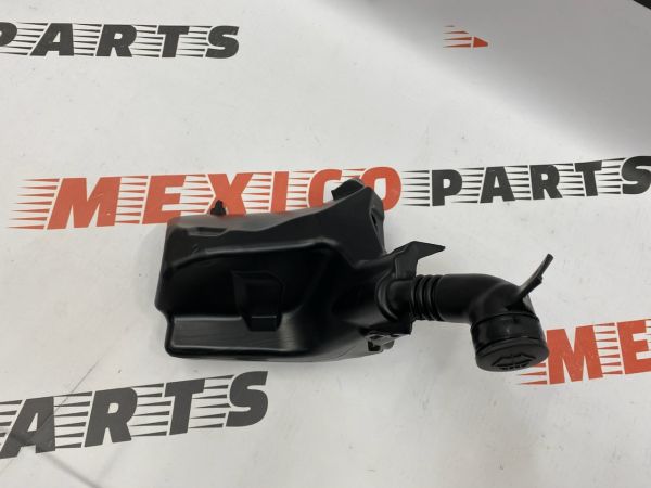Бачок омивача Tesla Model 3 2017-2023 (1096062-00-F), аналог