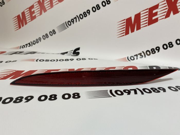 Катафот заднього бампера лівий Tesla Model X 2012-2023 (103434200C)