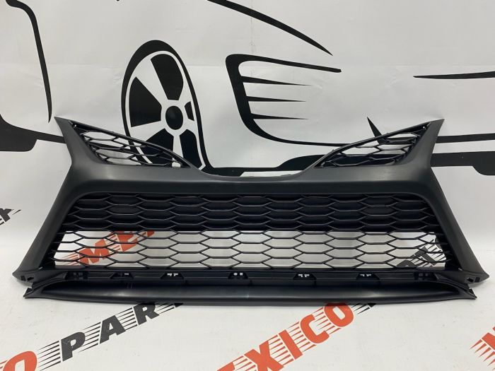 Решітка бампера нижня SE/XSE Toyota Camry 2021- (5310206390), аналог