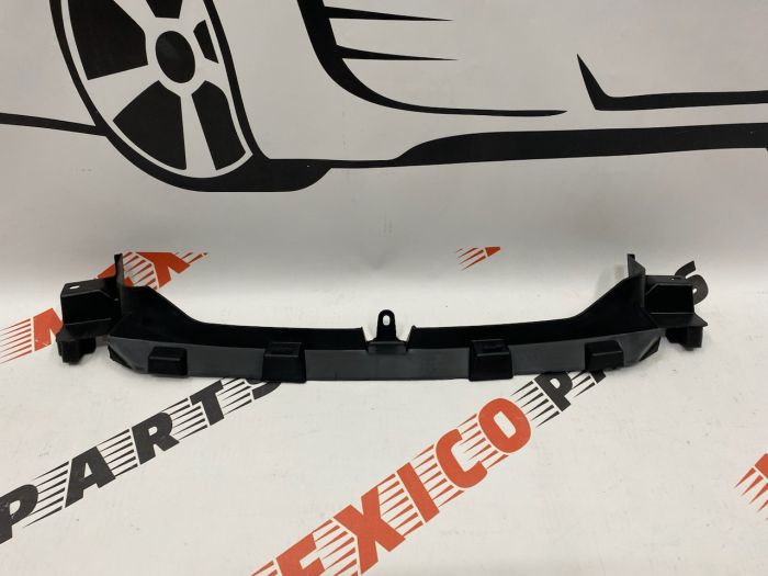 Кріплення переднього бампера центр Mazda CX-5 2011-2017 (KD45501C0), аналог