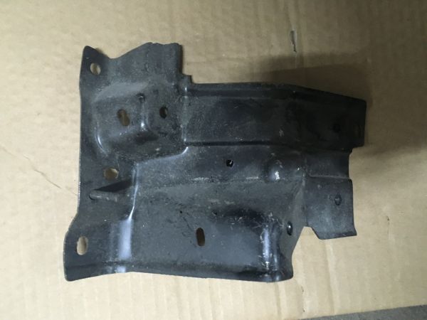 Кронштейн замка капота Nissan X-Trail(Rogue) 2014-2020 (625504BA0A), аналог