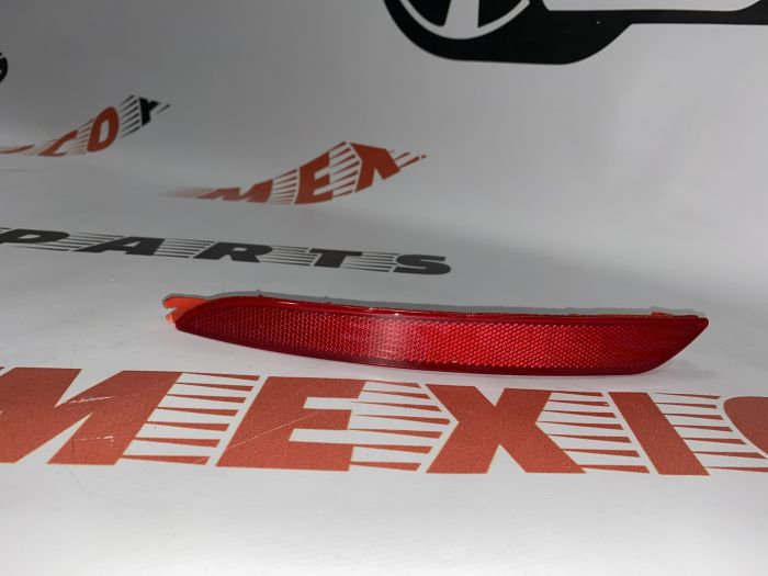 Катафот заднього бампера правий Hyundai Elantra 2011-2015 (92406-3X200), аналог