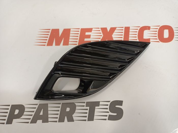 Рамка протитуманної фари права Toyota Camry 2018-2021 (81481-33110), аналог