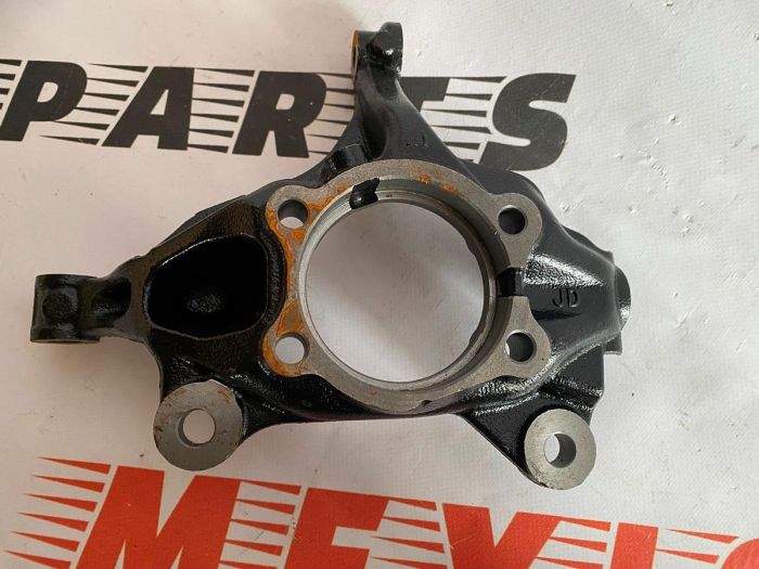 Поворотний кулак лівий  Mazda 6 2013-2018(GHP933031A), аналог