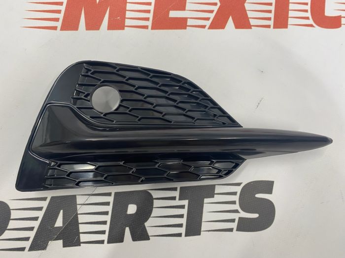 Заглушка протитуманної фари права Nissan Qashqai  2019- (62256HV10A), аналог