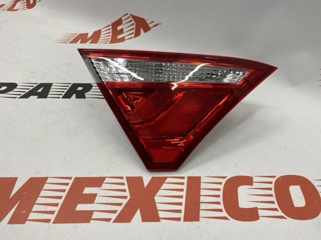 Ліхтар внутрішній (в кришку багажника) лівий  USA Toyota Camry 2015-2017 (81590-06410), аналог