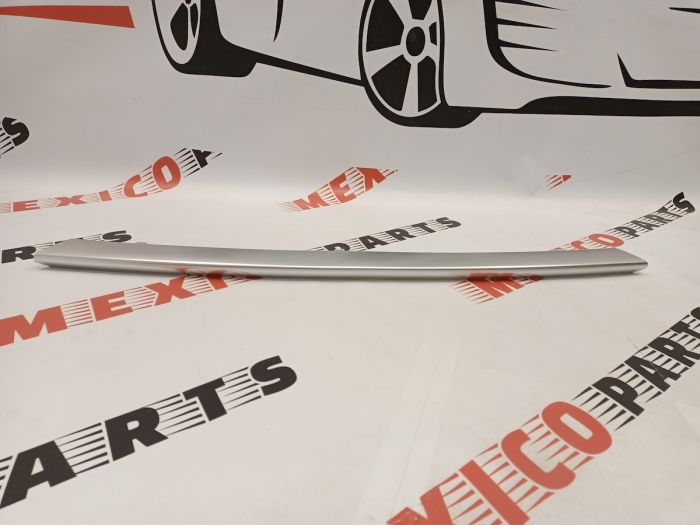 Губа переднього бампера сіра Toyota Camry 2018-2021 (53122-06080), аналог