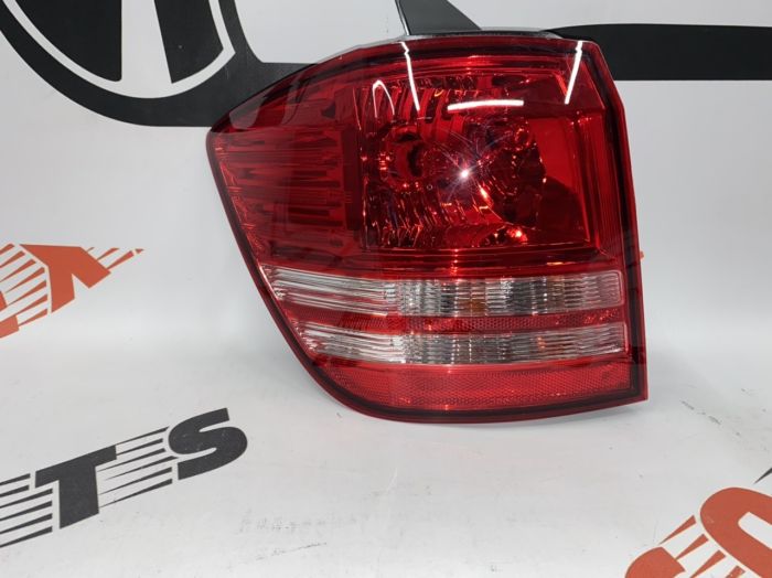 Ліхтар зовнішній (в крило) лівий світлий галоген Dodge Journey 2011-(05116291AH), аналог