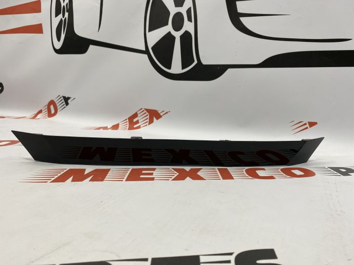 Накладка переднього бампера комплектація хром SE Toyota Corolla 2020-2023 (53141-02180), аналог