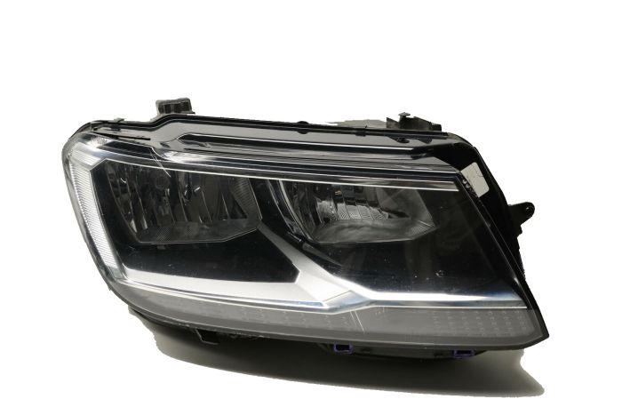 Фара права  галоген Volkswagen Tiguan 2017-2020 (5NL-941-006), аналог