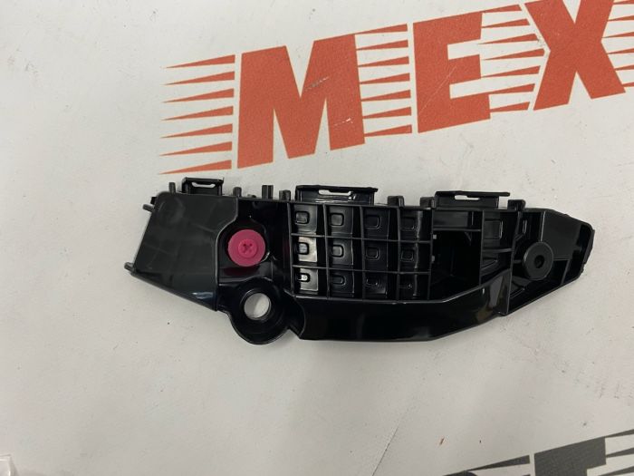 Кріплення переднього бампера ліве Toyota RAV4 2019-2021 (52536-0R070), аналог
