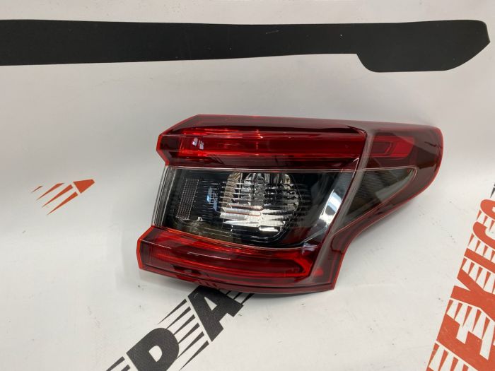 Ліхтар зовнішній (в крило) правий Nissan Qashqai 2018-2021 (26550-hv00a ), аналог
