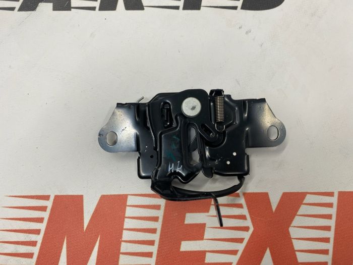 Замок капота Mazda 3 2013-2018 (BHN956620A ), аналог