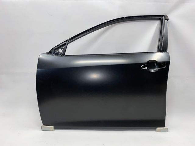 Двері передні ліві Toyota Camry 2012-2014 (67002-06170), аналог