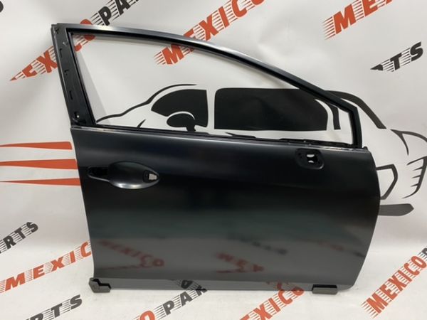 Двері передні праві Honda Civic 2012-2015 (67010-TR6-C80ZZ), аналог