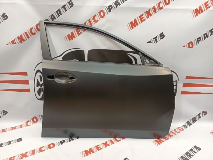 Двері передні праві Nissan Altima 2013-2018 (80100-3TA0A), аналог
