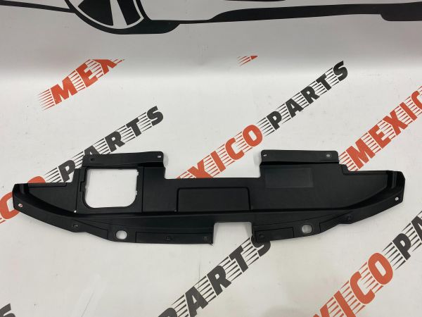 Накладка на панель радіатора (замка капота) Nissan Murano 2015-2018 (620785AA0A), аналог