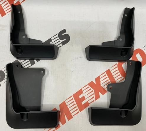 Комплект бризговиків Toyota Camry 2018-2021 (PU060-03181-TP), аналог