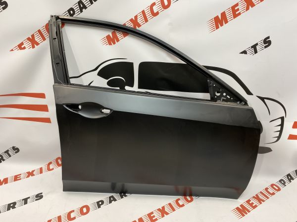 Двері передні праві Honda Accord 5opean 2008-2012 (67010-TL2-A90ZZ), аналог