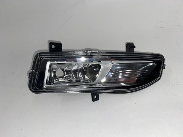 Протитуманна фара права  Nissan Qashqai 2019-2021 (261508995A), аналог