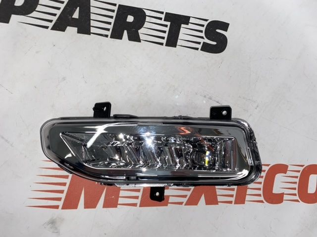 Протитуманна фара ліва LED Nissan X-Trail(Rogue) 2017-2020, аналог