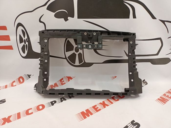 Панель радіатора Volkswagen Passat B7 2012-2015 (561805588B), аналог