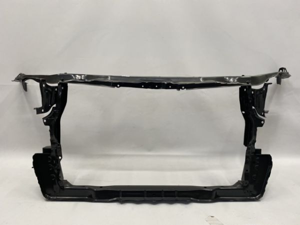 Панель радіатора  EU Toyota Camry 2011-2017 ( 53201-33182), аналог