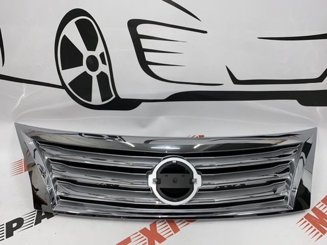 Решітка радіатора хром Nissan Altima 2013-2015 (62310-3TA0A), аналог