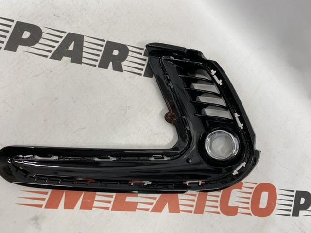 Рамка протитуманної фари ліва Hyundai Elantra 2016-2018 (86563f2310), аналог