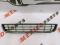 Решітка переднього бампера з хромом Volkswagen Jetta 2012-2015 (5C68536779B9), аналог