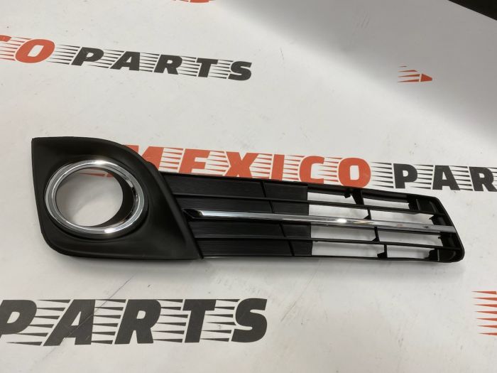 Рамка протитуманної фари права SE Toyota Camry 2012-2014 (5212806290 ), аналог