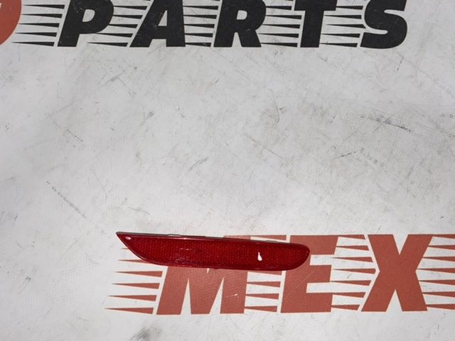 Катафот заднього бампера правий Nissan X-Trail(Rogue) 2014-2016 (26560-8990C), аналог
