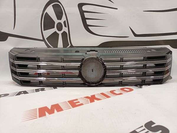 Решітка радіатора USA Volkswagen Passat B7 2012-2015 (561853651COQE), аналог