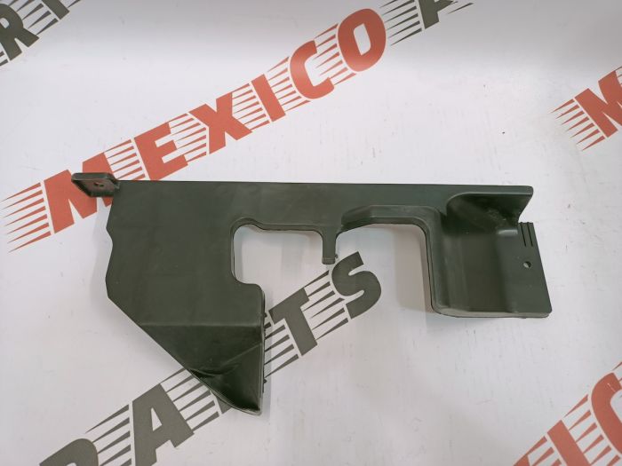 Повiтропровiд (пильник) панелi радiатора правий Nissan X-Trail(Rogue) 2014-2020 (215586FL2A), аналог