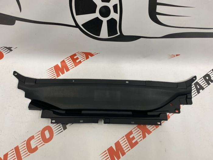 Накладка на панель радіатора  (замка капота)  Ford Fusion 2013-2019 (DS73-16613-AF), аналог