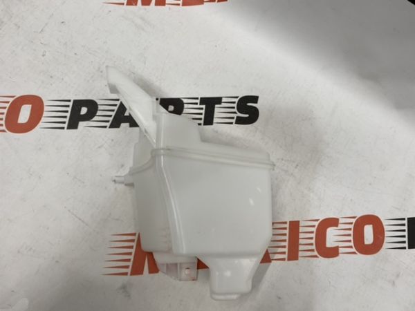 Бачок омивача без моторчика Nissan Sentra 2012-2018 (28910-3SG0A), аналог