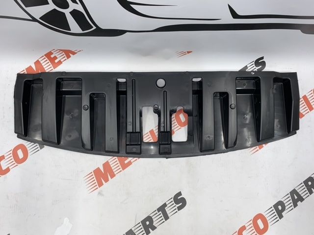 Захист переднього бампера під жалюзі радіатора  Nissan X-Trail(Rogue) 2014-2020  (62660-4BC0A), аналог